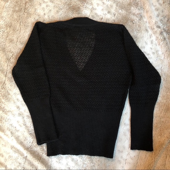 Mango 3/4 Sleeves V-Neck Black Sweater - Picture 3 of 5